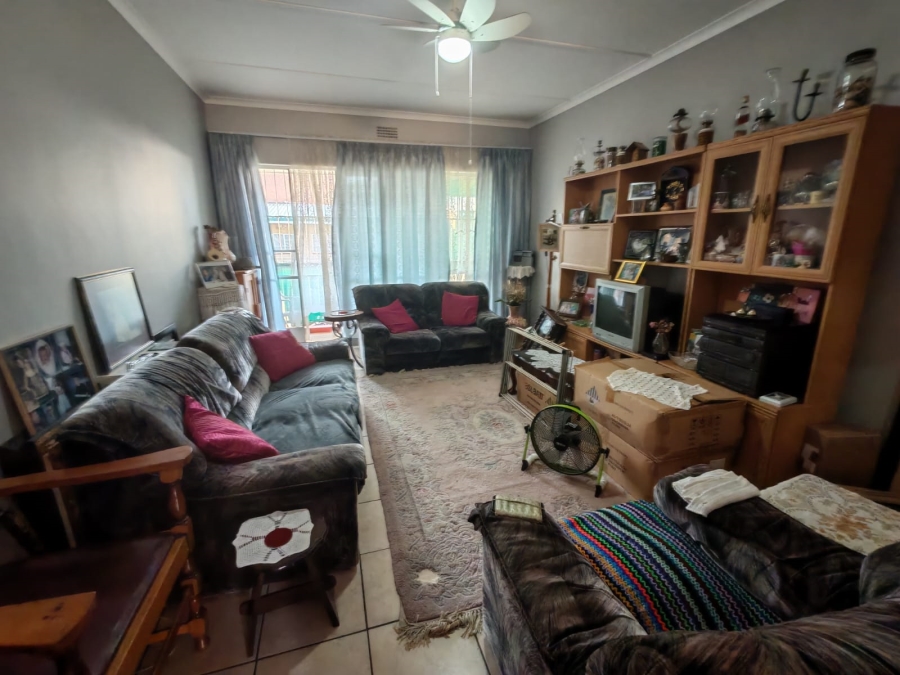 1 Bedroom Property for Sale in Sasolburg Free State